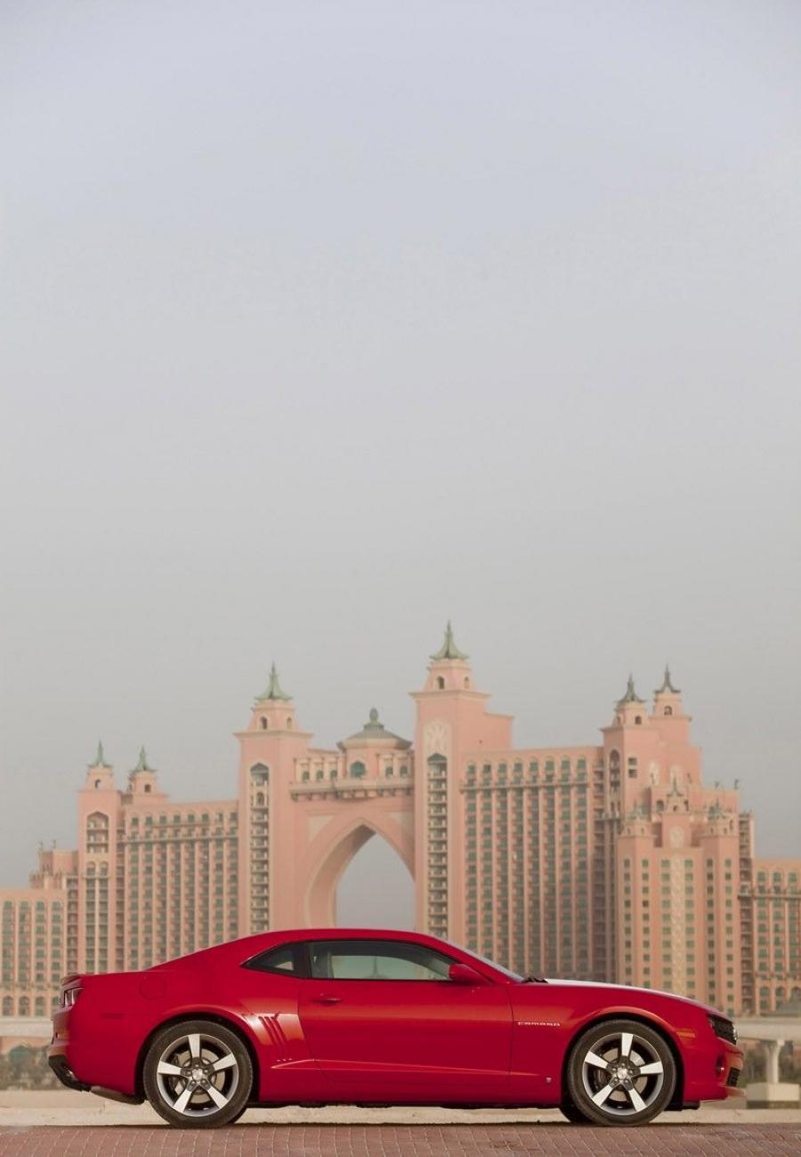  Chevrolet Camaro 2010 года  (фото 31 из 370)